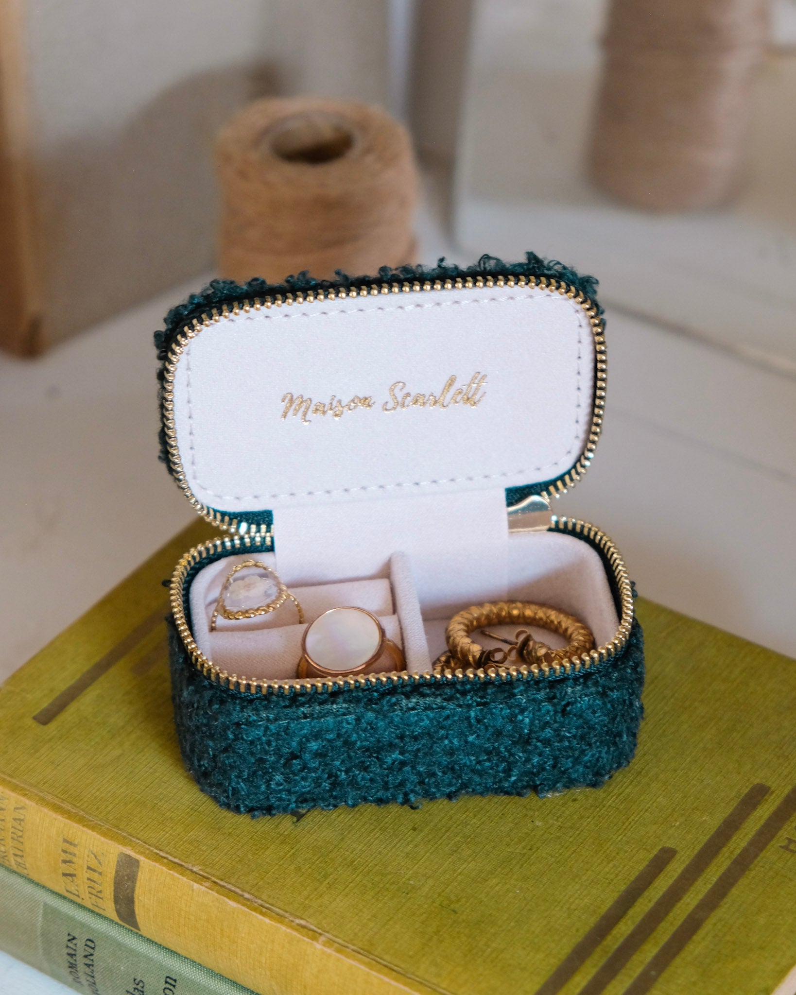 Mini boîte à bijoux de voyage Marie en moumoute